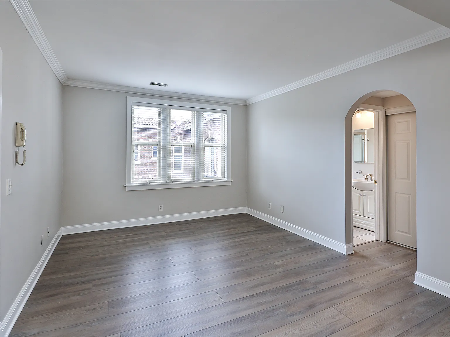 1 bed, $1,645 — Photo 4