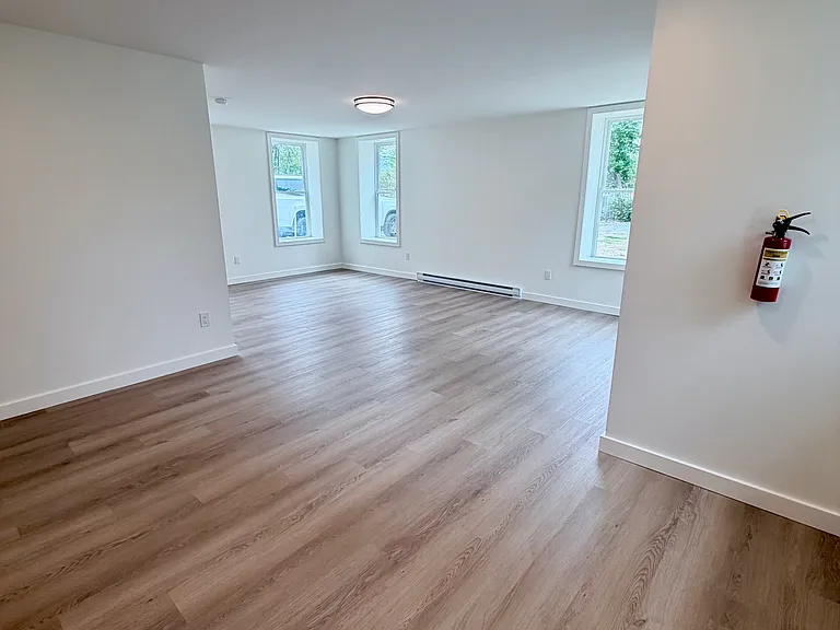 46 N Hamilton St #1 — Photo 11