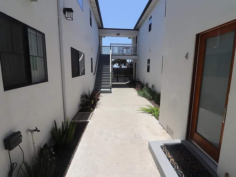 4799 E Ocean Blvd — Photo 6