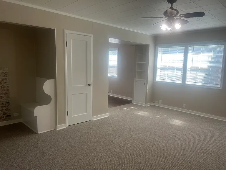 living room/ lots of natural light