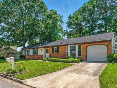 1409 Amberley Forest Rd, Virginia Beach, VA, 23453