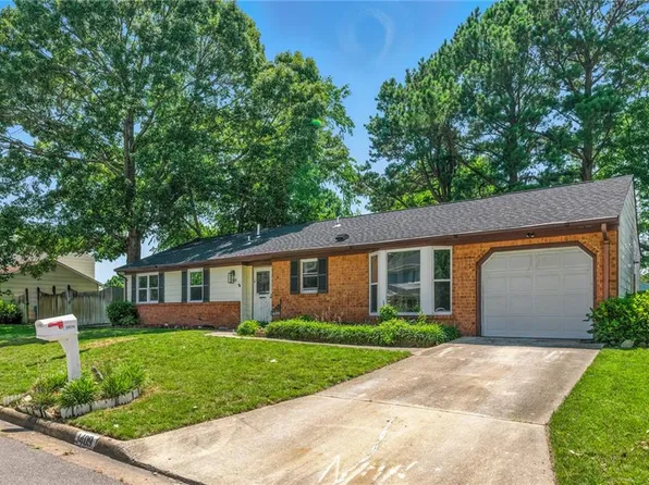 1409 Amberley Forest Rd, Virginia Beach, VA 23453