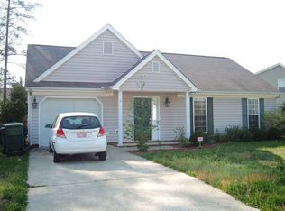 8 S Berrymeadow Ln, Durham, NC 27703