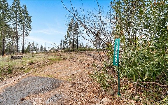 3rd image of 13929 Cascade Drive
