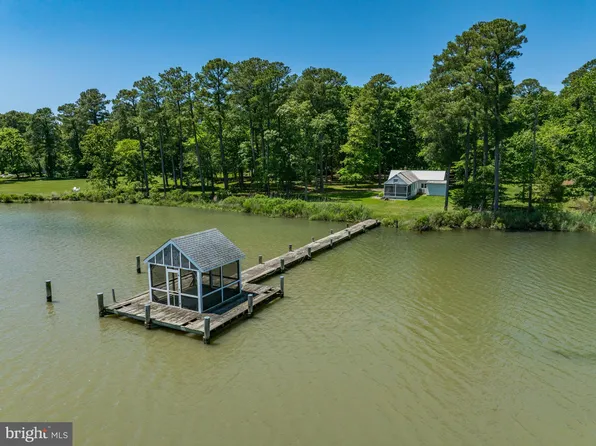 26813 Miles River Rd, Easton, MD 21601
