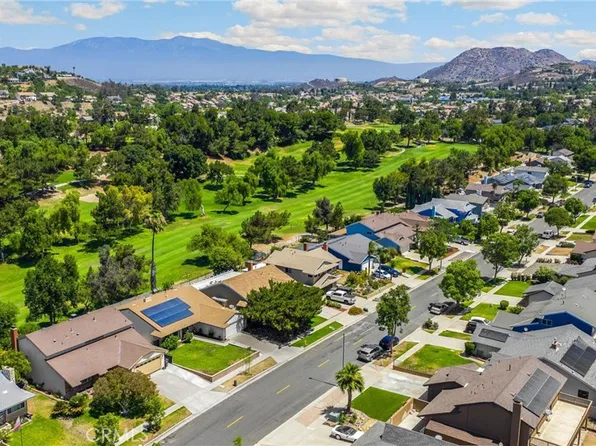 458 Termino Ave, Corona, CA 92879