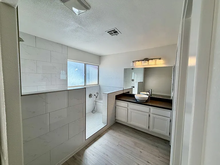 124 Lemongold St — Photo 9