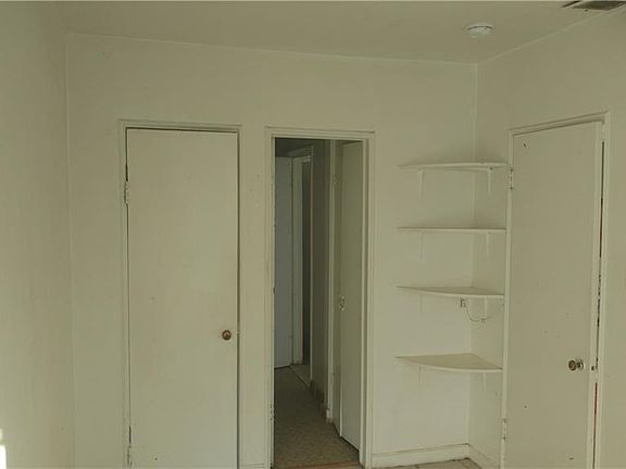 3rd image of 2315 Magoffin Ave