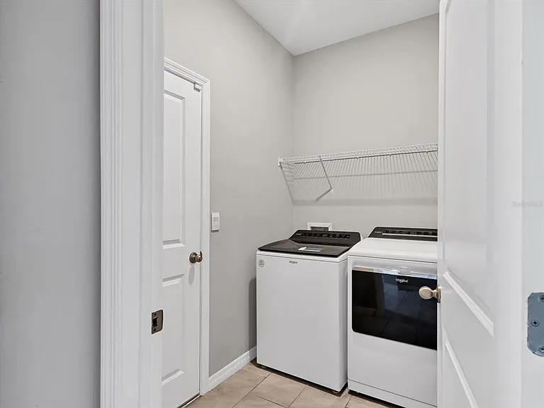 17605 Cantarina Cv — Photo 30