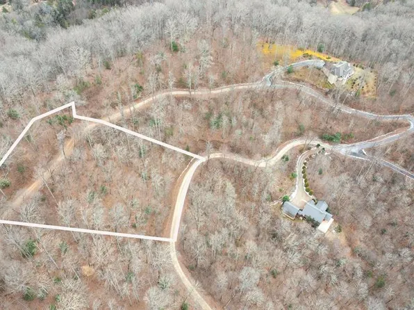 10 Calebs Way, Franklin, NC 28734