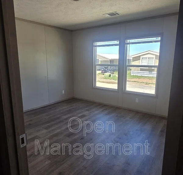 3300 Voight Blvd #225 — Photo 7