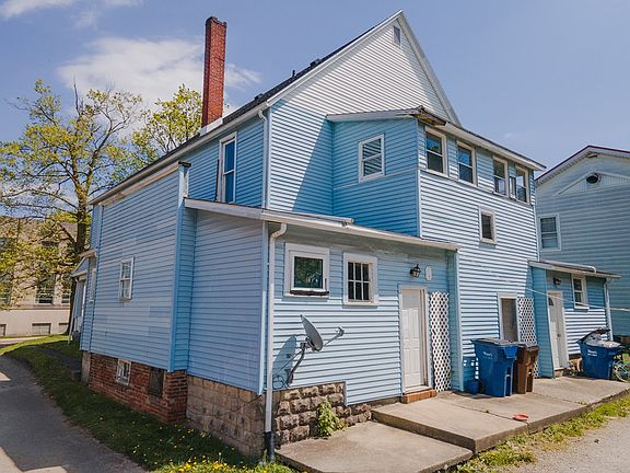 4th image of 22 Mansfield Ave