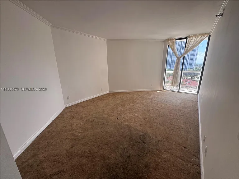 3610 Yacht Club Dr #1002 — Photo 24
