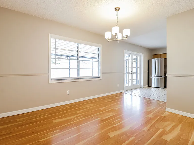 2825 Cedaridge Dr — Photo 8