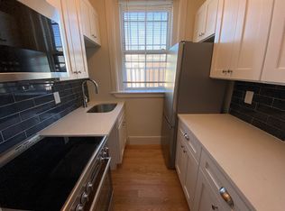 37 Grove St UNIT 9, Boston, MA 02114