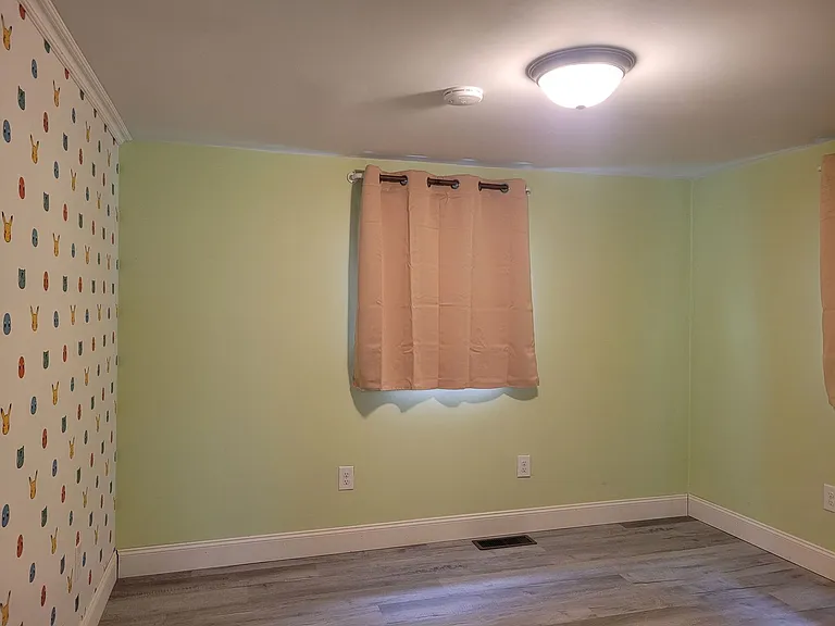 2327 Ritner Hwy — Photo 10