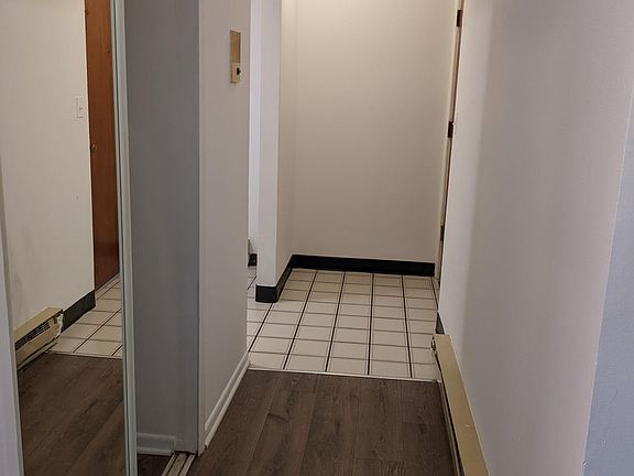 5th image of 2050 Western Ave Unit A