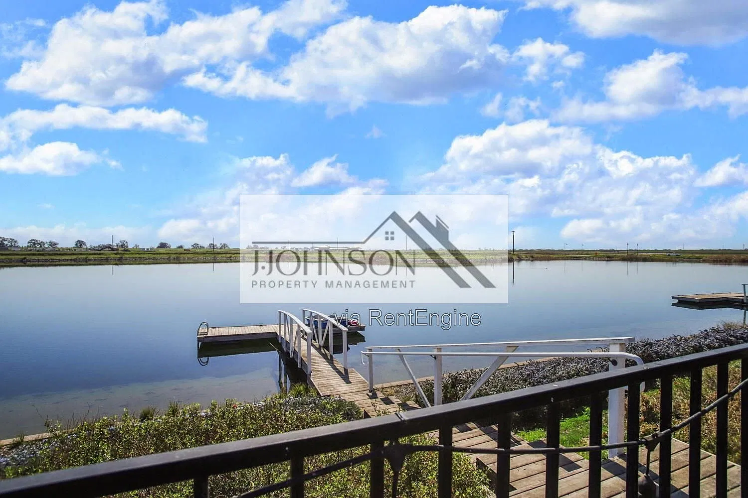 4 bed, 2.5 bath, 2032 sqft, $3,150 — Photo 2