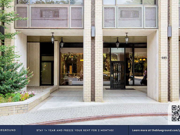 985 5th Ave #21B — Photo 40