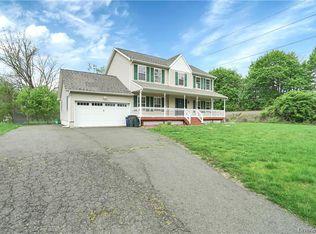 1 Tomkins Ave, Stony Pt, NY 10980