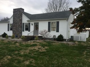 325 Pond River Colliers Rd, Madisonville, KY 42431