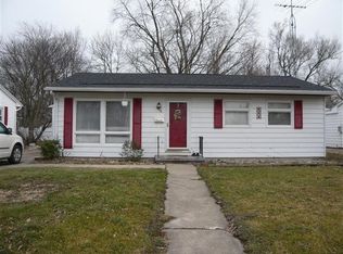 1312 S 4th St, Mattoon, IL 61938