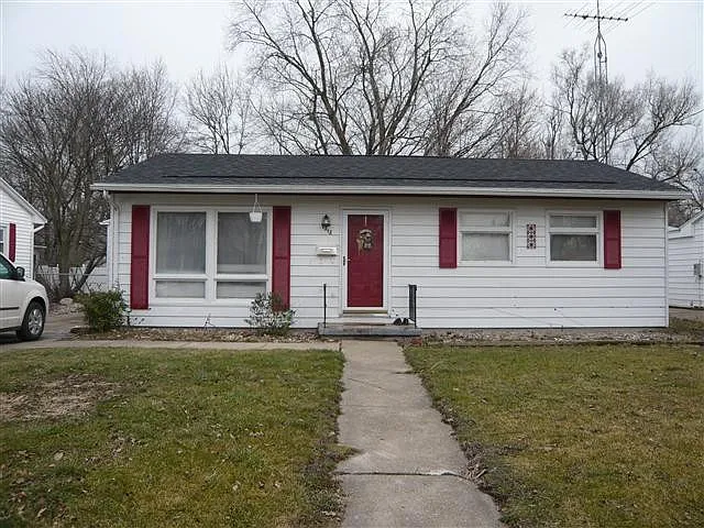 1312 4th St photo 1