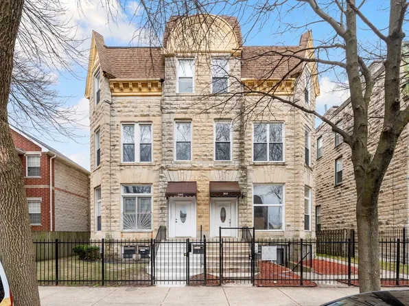 3612 S Prairie Ave #2, Chicago, IL 60653