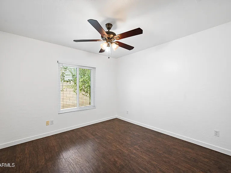 1331 N Kingston St — Photo 20
