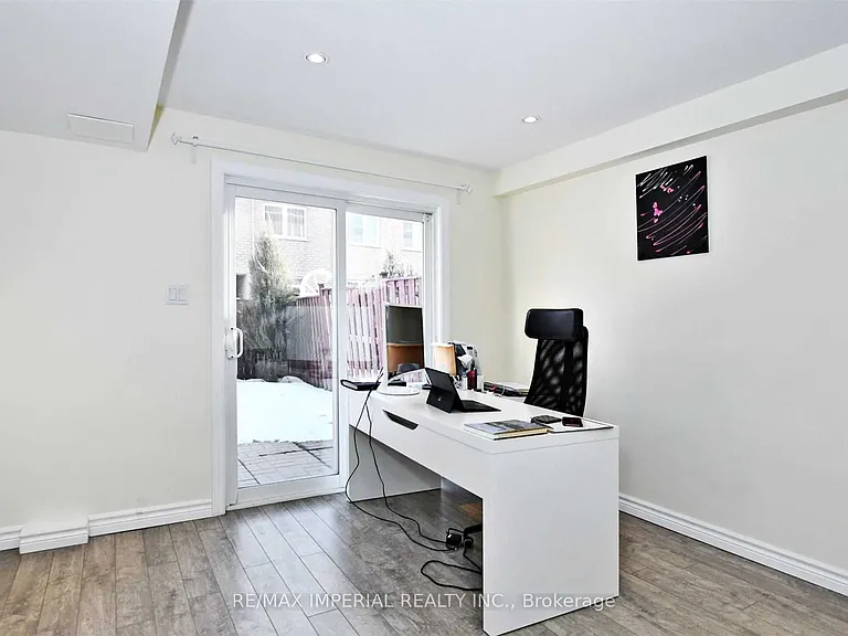 8 Townwood Dr #34 — Photo 19