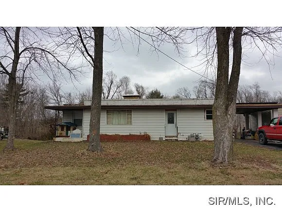 10 Sunset Dr photo 1