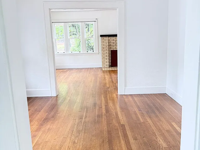 94 Louisiana Ave — Photo 6