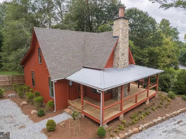 445 E Water St, Clarkesville, GA 30523