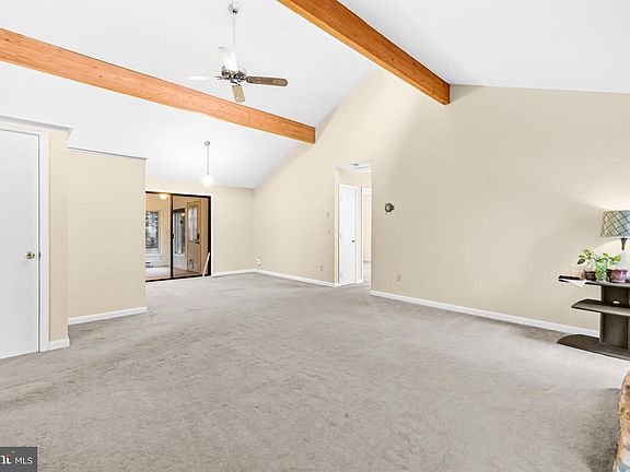 4th image of 124 Saylers Creek Rd