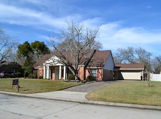 614 N Flamingo Dr, Seabrook, TX 77586