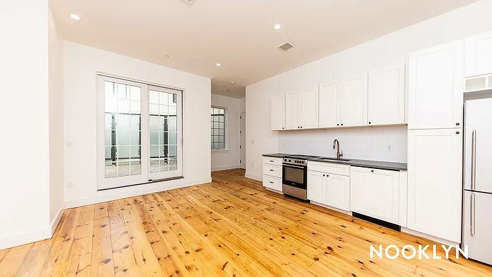 Rented by Nooklyn NYC LLC | media 63