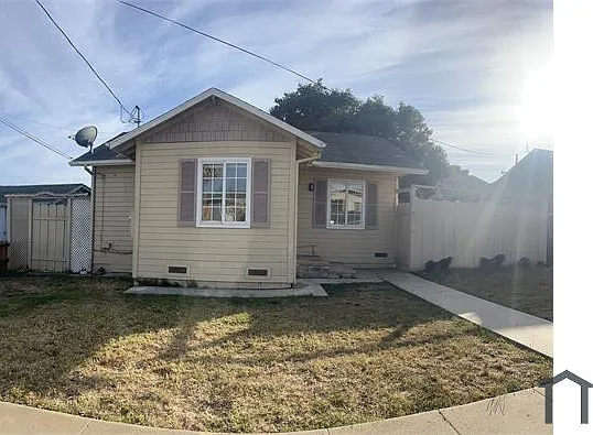307 Madison St — Photo 1
