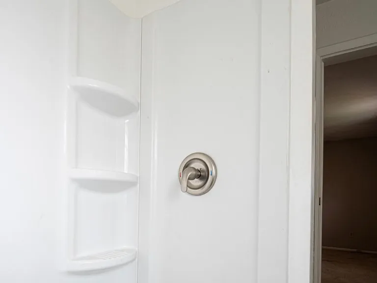 611 Brynhaven Dr — Photo 20