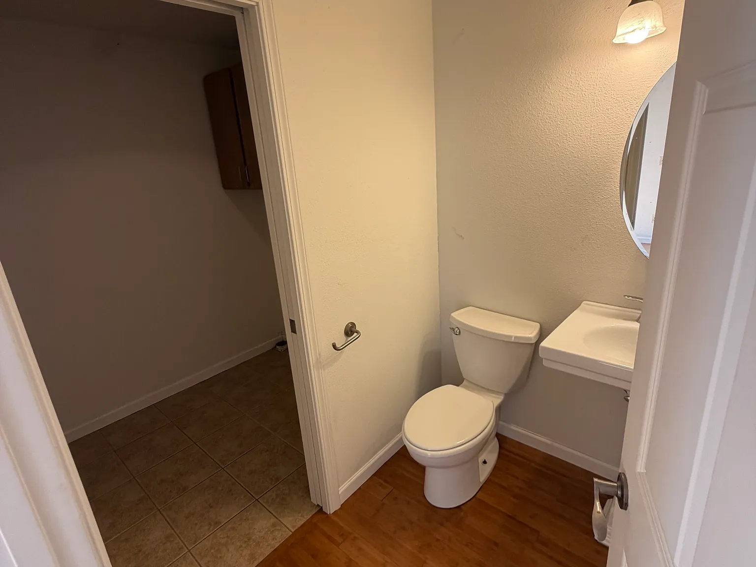 3 bed, 1.5 bath, 1200 sqft, $2,400 — Photo 3