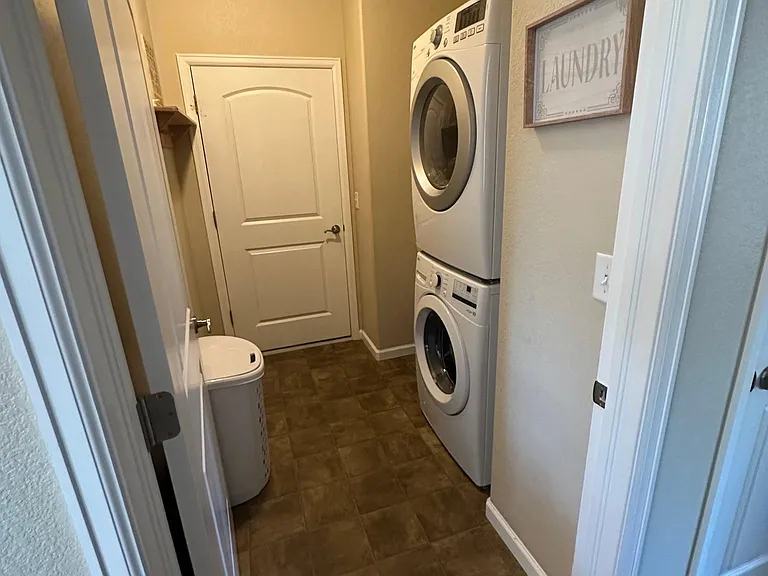 7615 Teocalli Point — Photo 11