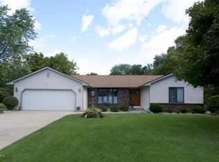 3550 Westcove Dr, Portage, MI 49024