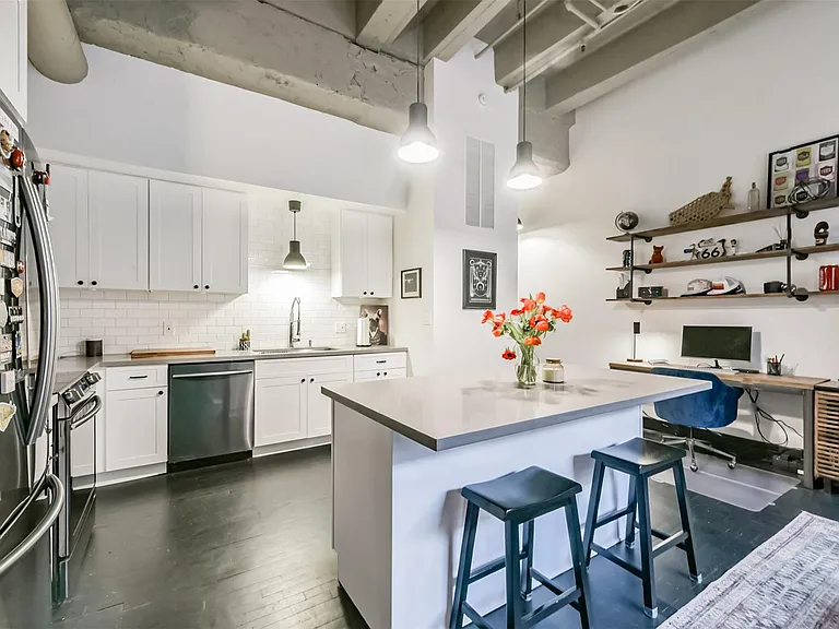 705 Main St #321 — Photo 24