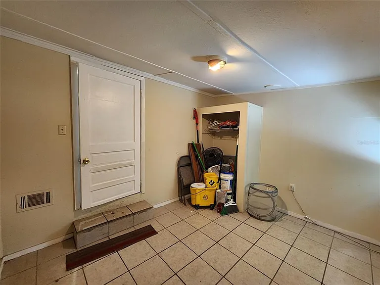 1623 SE 3rd Ave — Photo 27