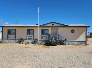 9927 Custer Ave, Lucerne Valley, CA 92356