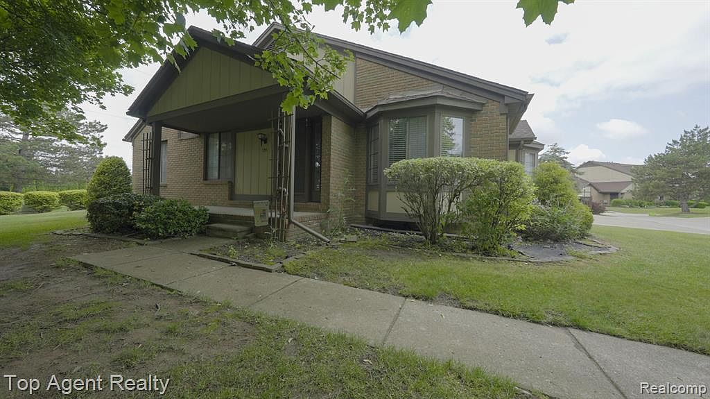 135 Meadow Lane Cir, Rochester, MI 48307 Zillow