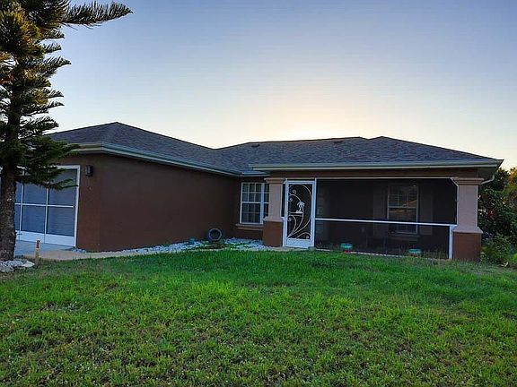 3rd image of 3810 Garden Blvd
