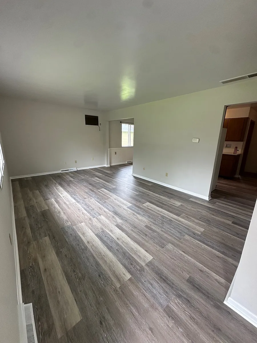Building Photo - 1516 Robin Ln