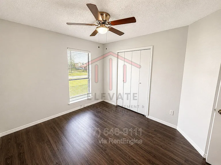 5234 Wild Horse Ct — Photo 8