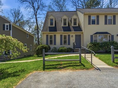 506 Wellman Ave #506, North Chelmsford, MA, 01863