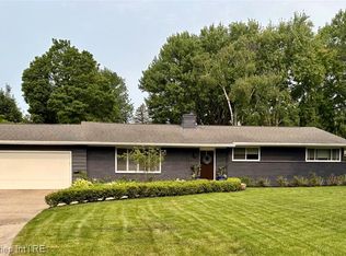 3615 Middlebury Ln, Bloomfield Hills, MI 48301